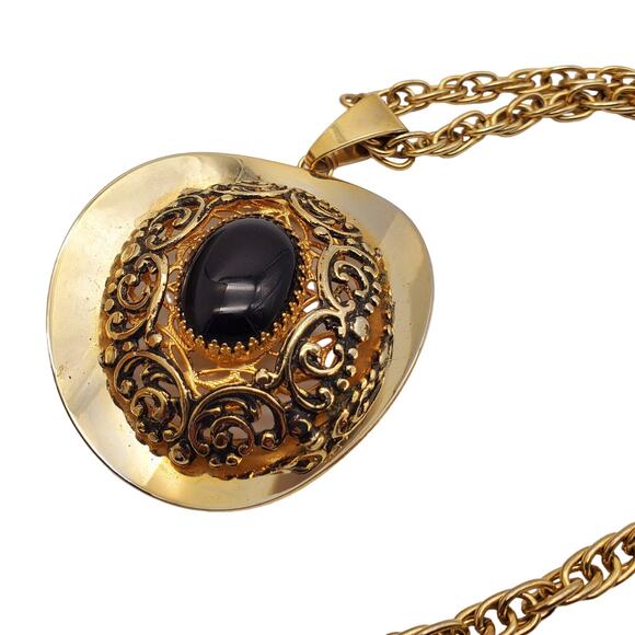 Oval Filigree Pendant Necklace Gold Tone Rope Chain Faux Black Onyx Vintage 70s - Picture 12 of 13